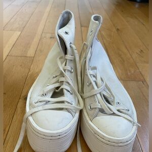 Converse Women's Cream High-Top Sneakers